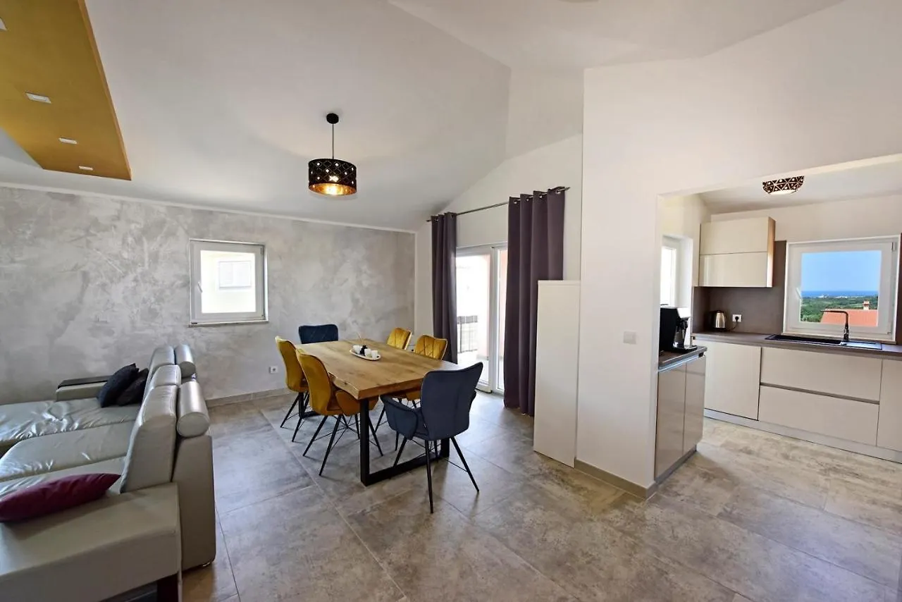 Deluxe Sea-View Apartment In Tar Tar-Vabriga 0*,  Croatia