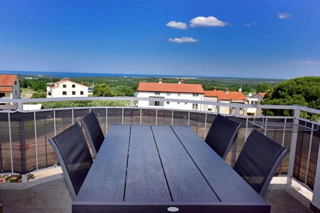 Deluxe Sea-View Apartment In Tar Тар