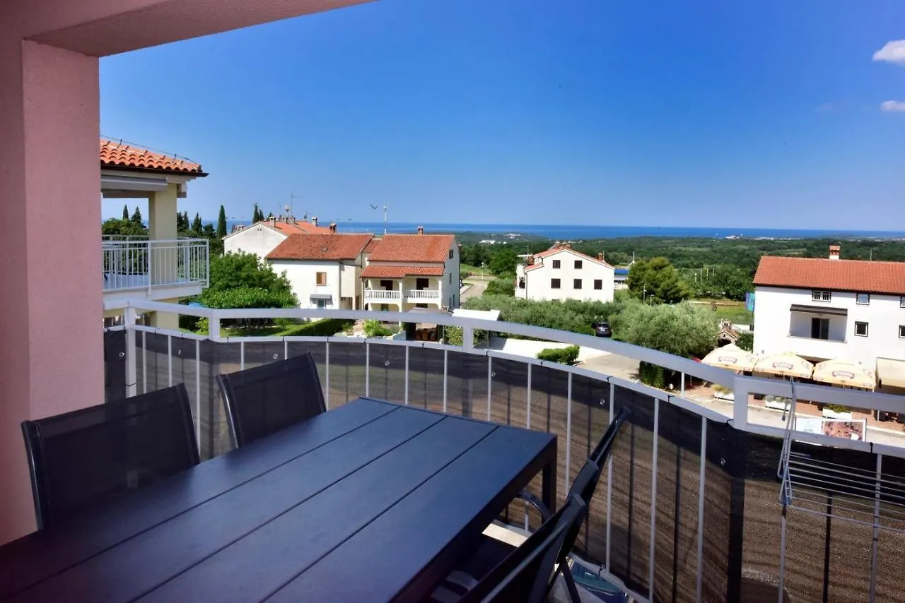 Deluxe Sea-View Apartment In Tar Тар