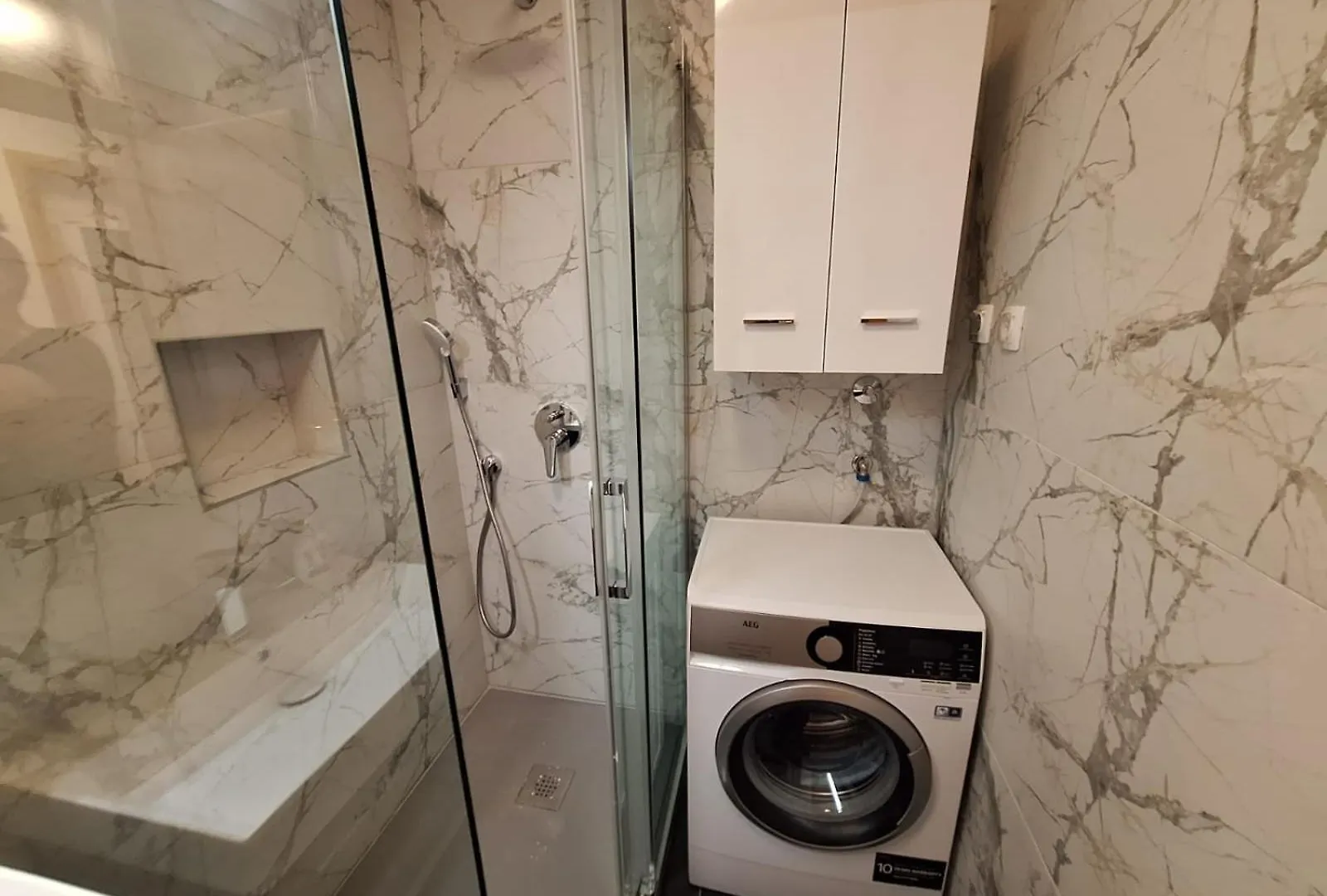 Deluxe Sea-View Apartment In Tar Тар